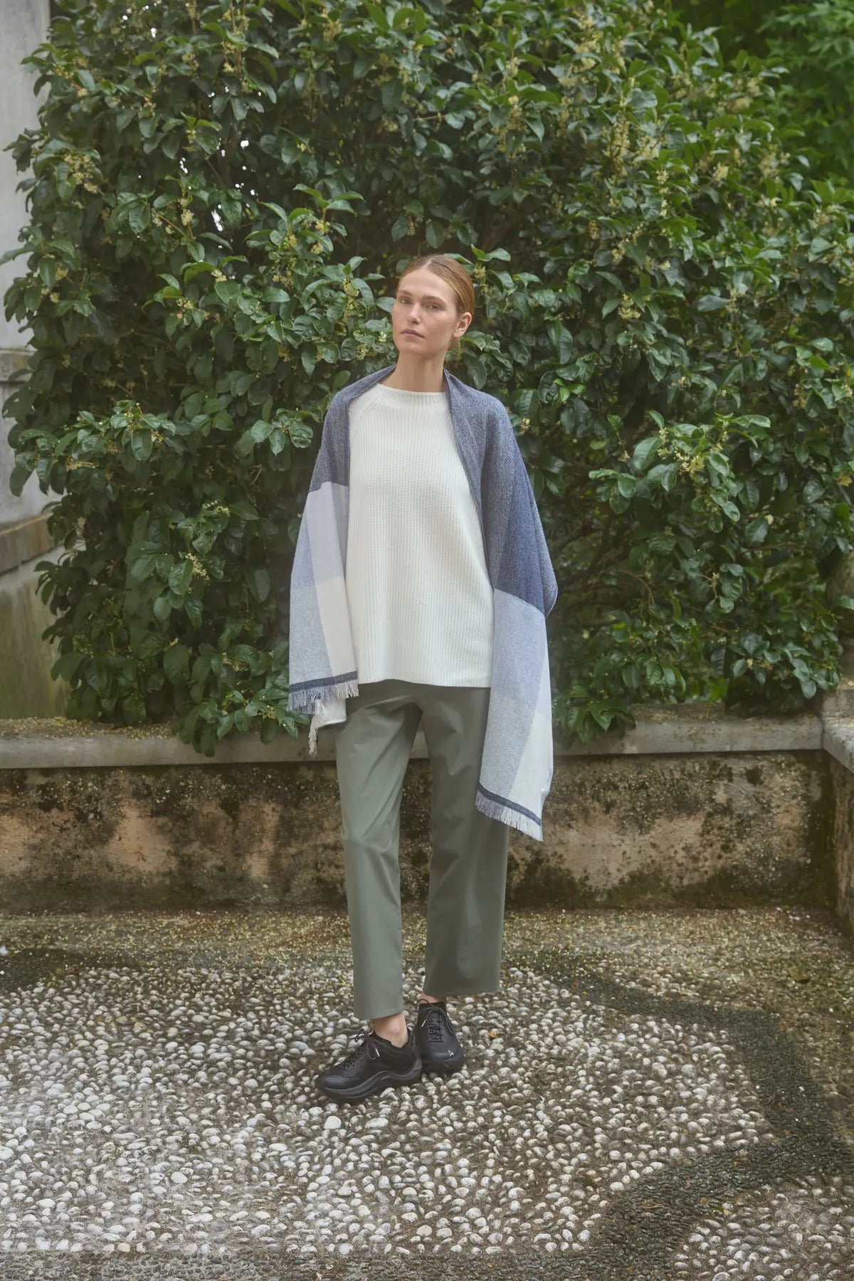 Scialle Glicine Navy Cosmos