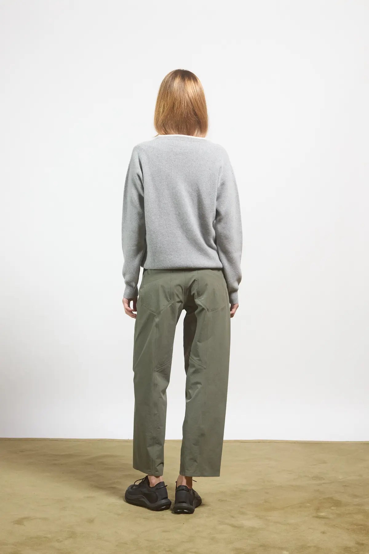 V-neck sweater Verbena Light Grey-Cream